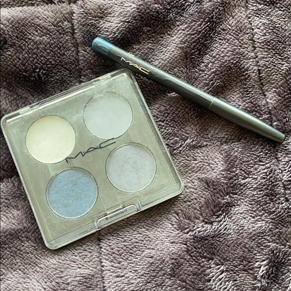 MAC Cosmetics Discontinued Quad Eyeshadow Set - Picture 4 of 4
